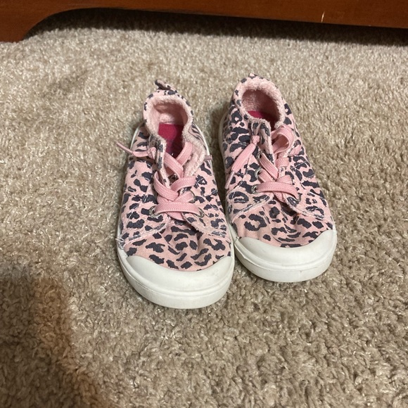 Blowfish pink Leopard print shoes. - Picture 5 of 5